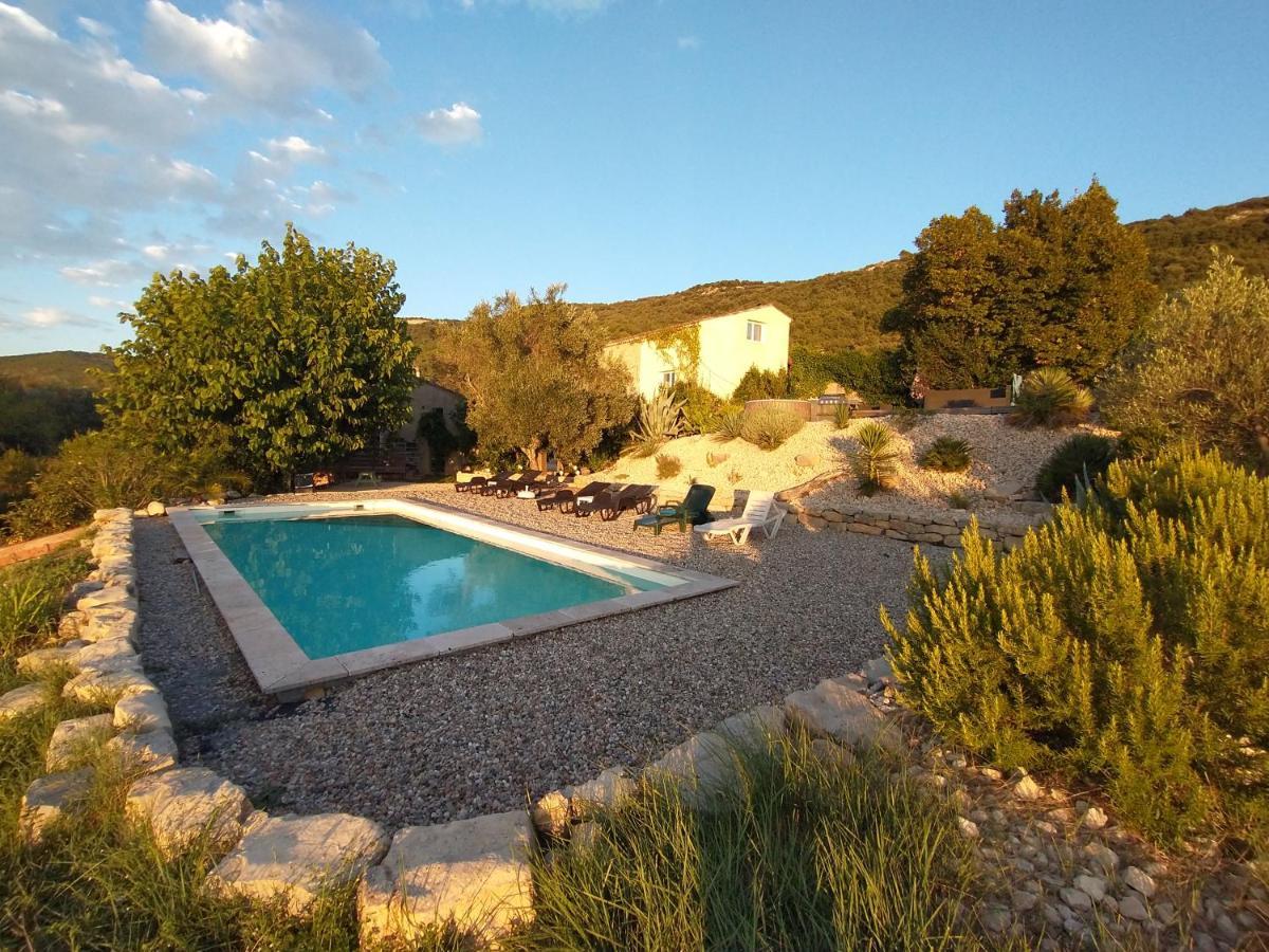 Les Agaves Piscine Panoramique Vue Exceptionnelle Bed & Breakfast Grospierres Luaran gambar