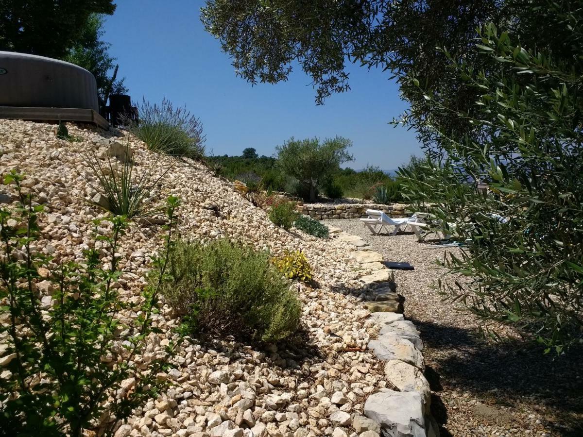 Les Agaves Piscine Panoramique Vue Exceptionnelle Bed & Breakfast Grospierres Luaran gambar